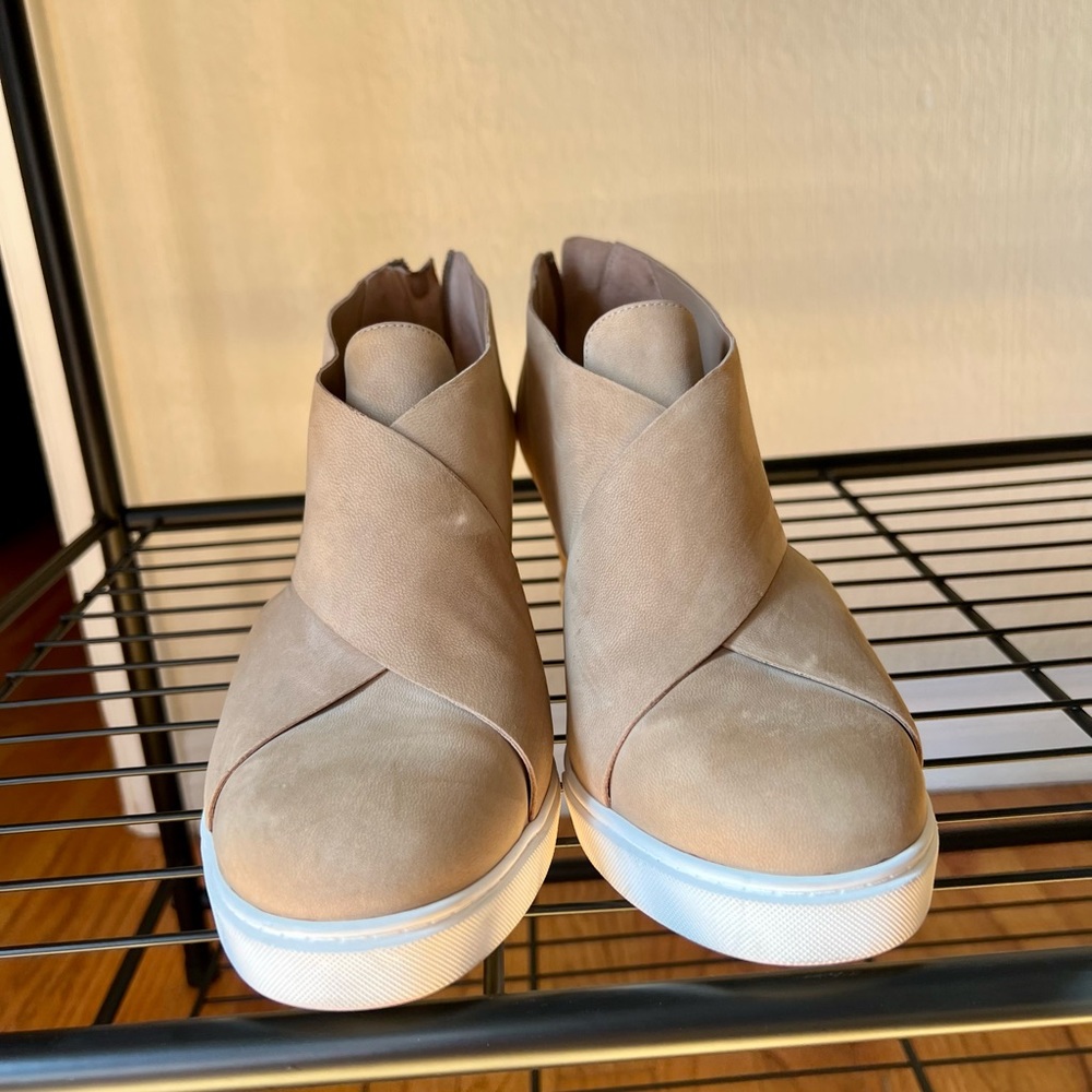 Linea Paolo - tan wedges